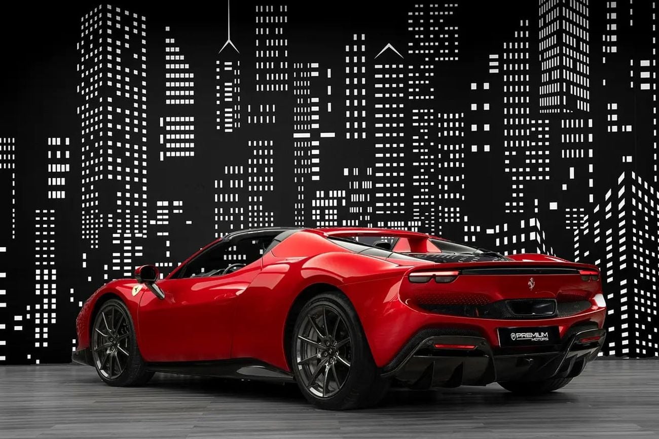 فيراري 296 GTB GTS