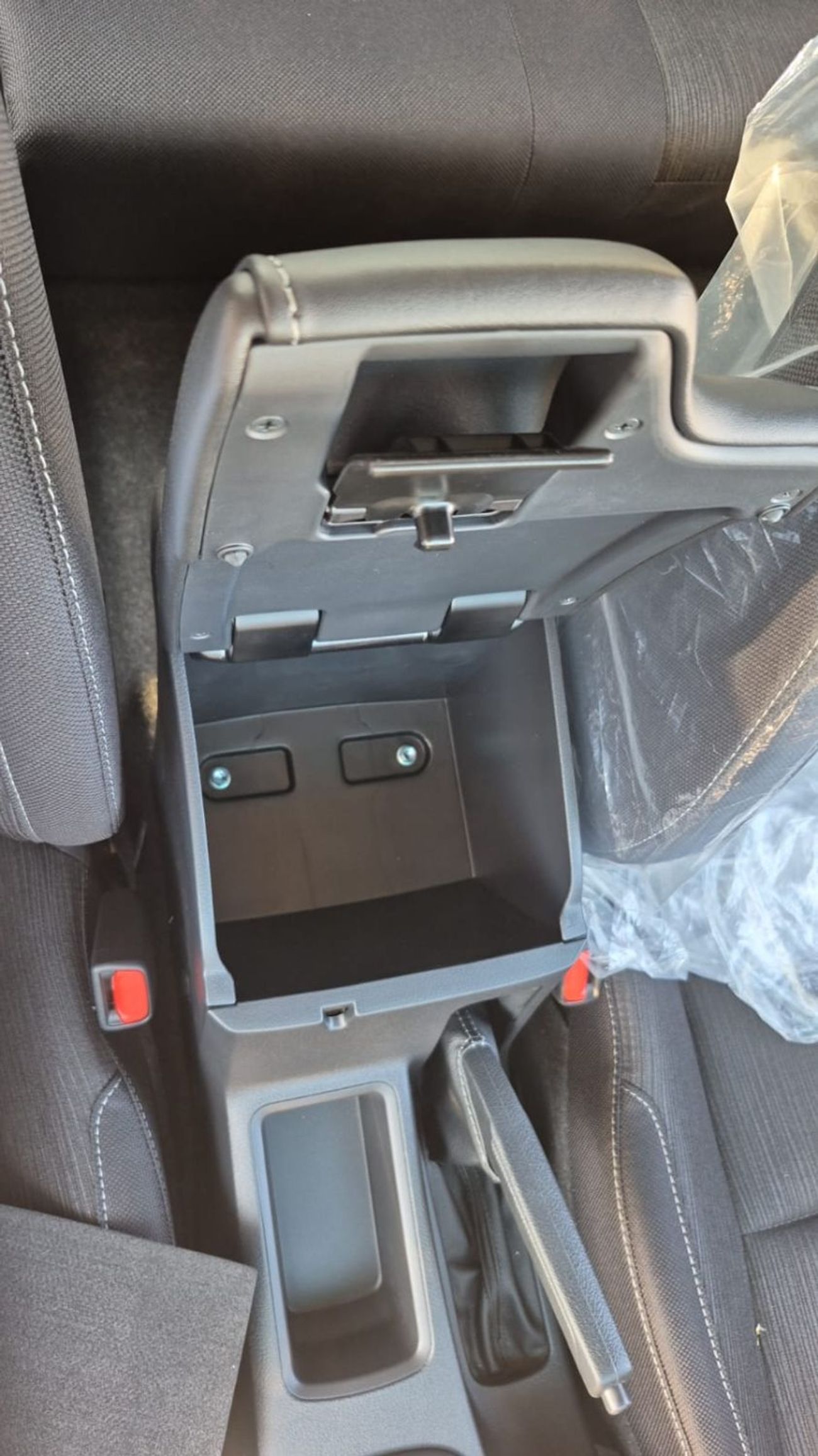 Toyota Hilux Hilux Auto Full Option GCC 2025M