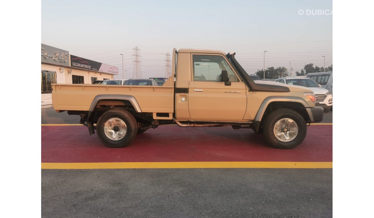 Toyota Land Cruiser Pick Up SINGLE CABIN 2021, V6, 4.0L, BEIGE COLOR