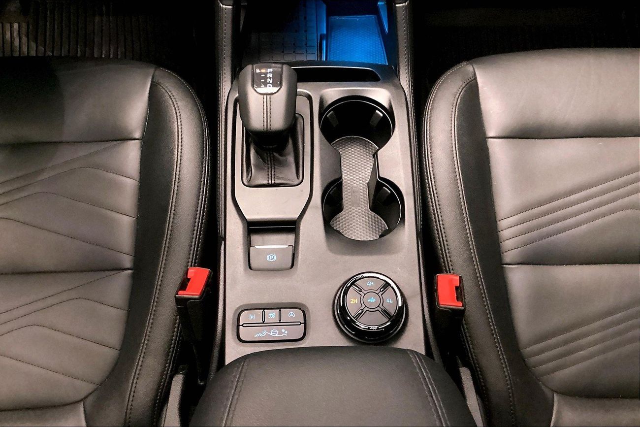 فورد ايفرست Limited | شامل الضمان | 0 ﺪﻔﻋﺓ ﺃﻮﻟﻯ