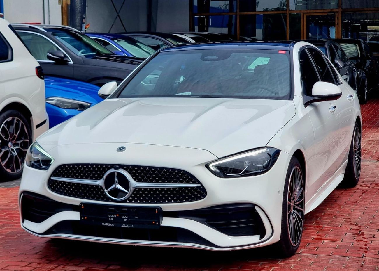 مرسيدس بنز C 200 AMG 5 Years Warranty 2024 GCC