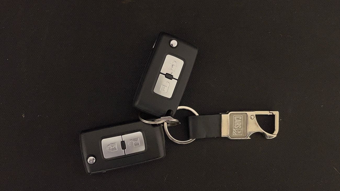 ميتسوبيشي باجيرو GLS HIGHLINE 3.8 | بدون دفعة مقدمة | اختبار القيادة في المنزل