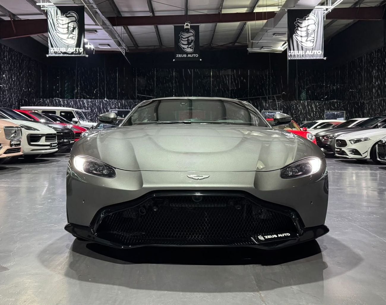 Aston Martin Vantage STD