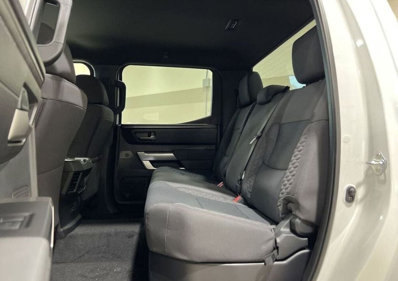 تويوتا تاندرا SR5 Crew Max 3.5L 4WD