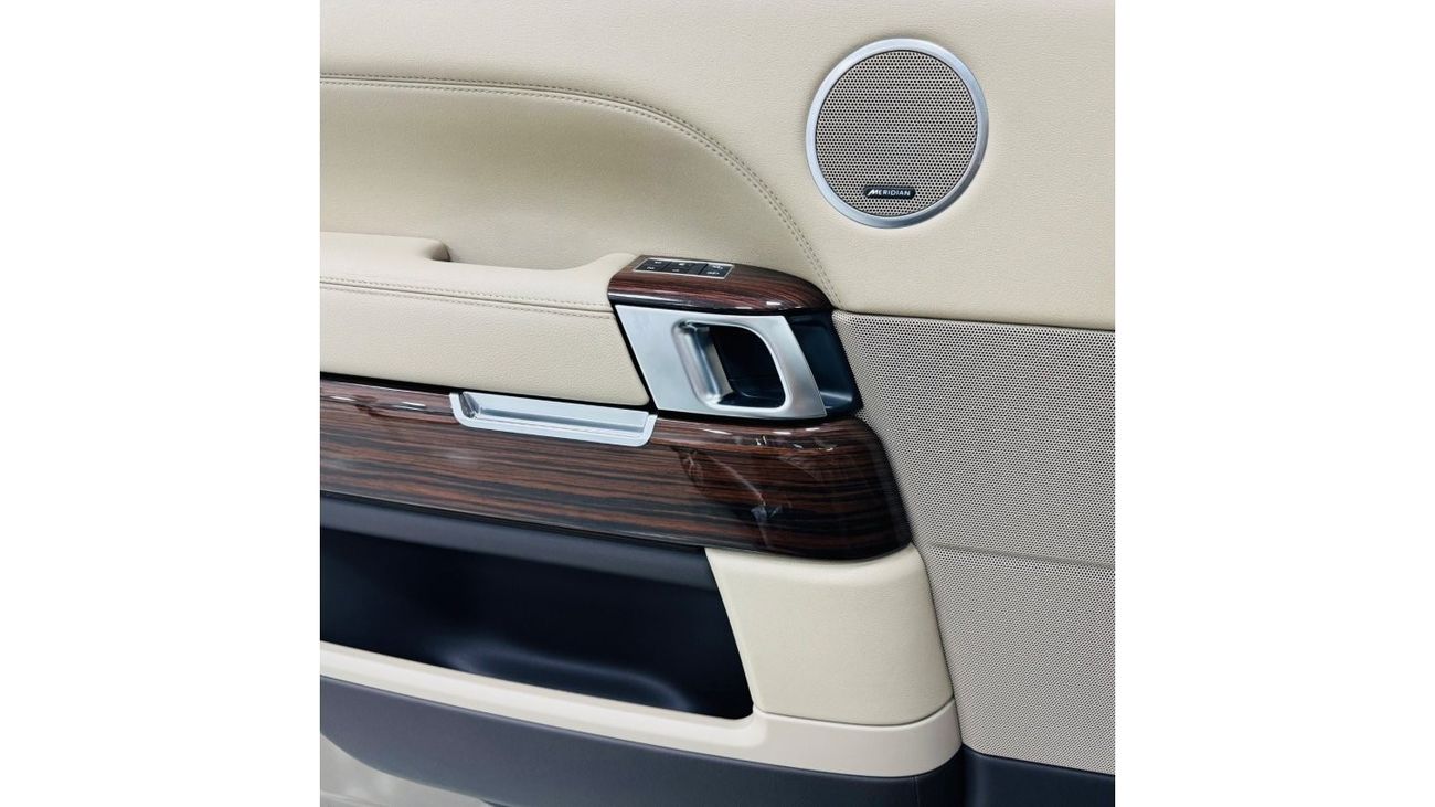 Land Rover Range Rover GCC .. Original Paint .. HSE .. FSH .. Perfect Condition .. V8 .