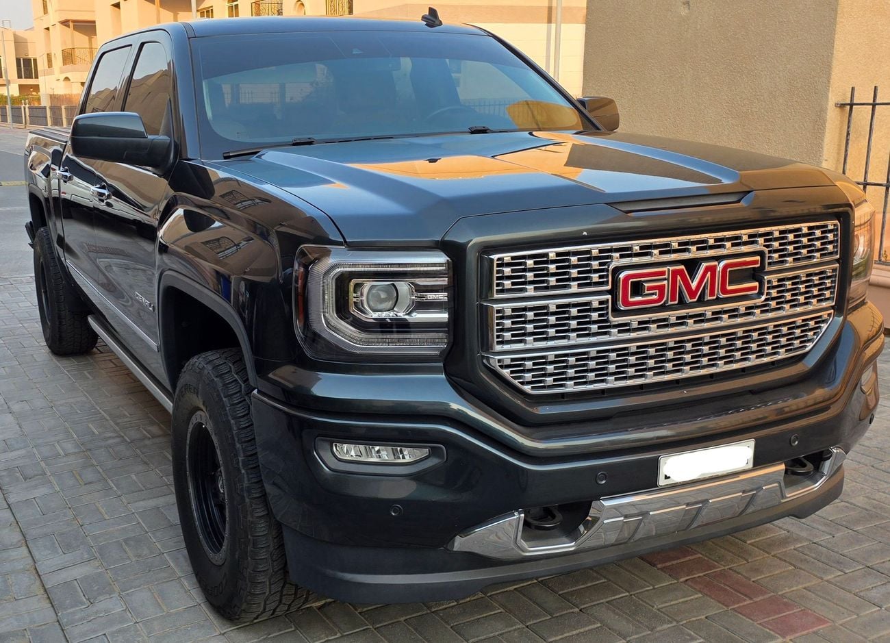 جي أم سي سييرا DENALI