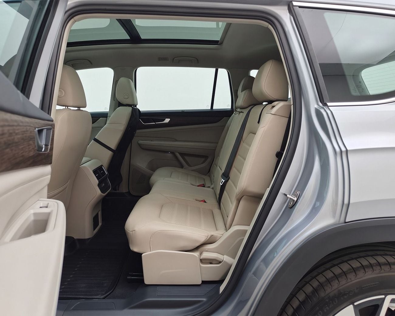 Volkswagen Teramont COMFORTLINE l 2025 l GCC Specs l Full Option l AED 3,329 / Monthly