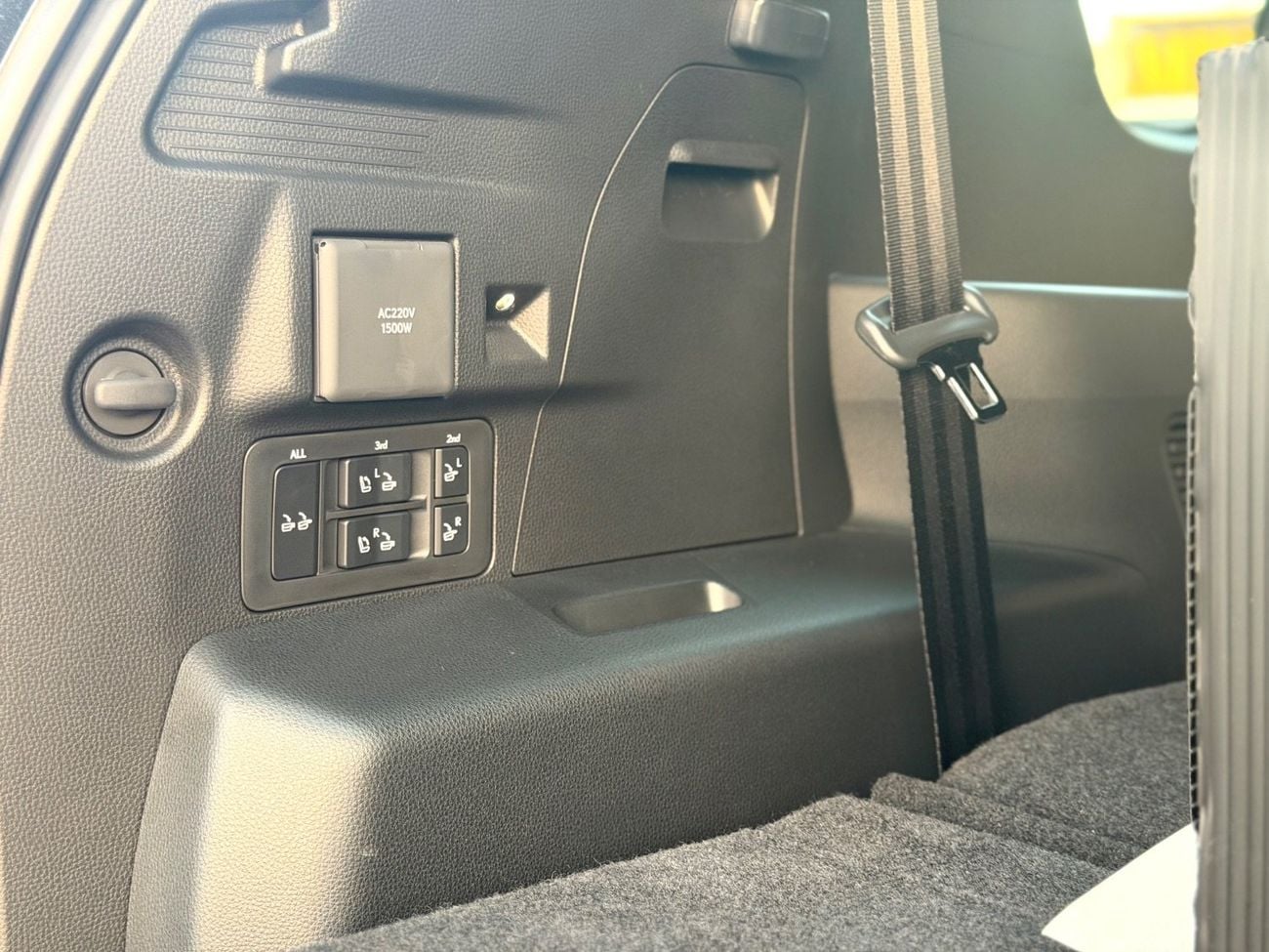 Lexus LX700h LX 700 H || 25 speakers || 2026