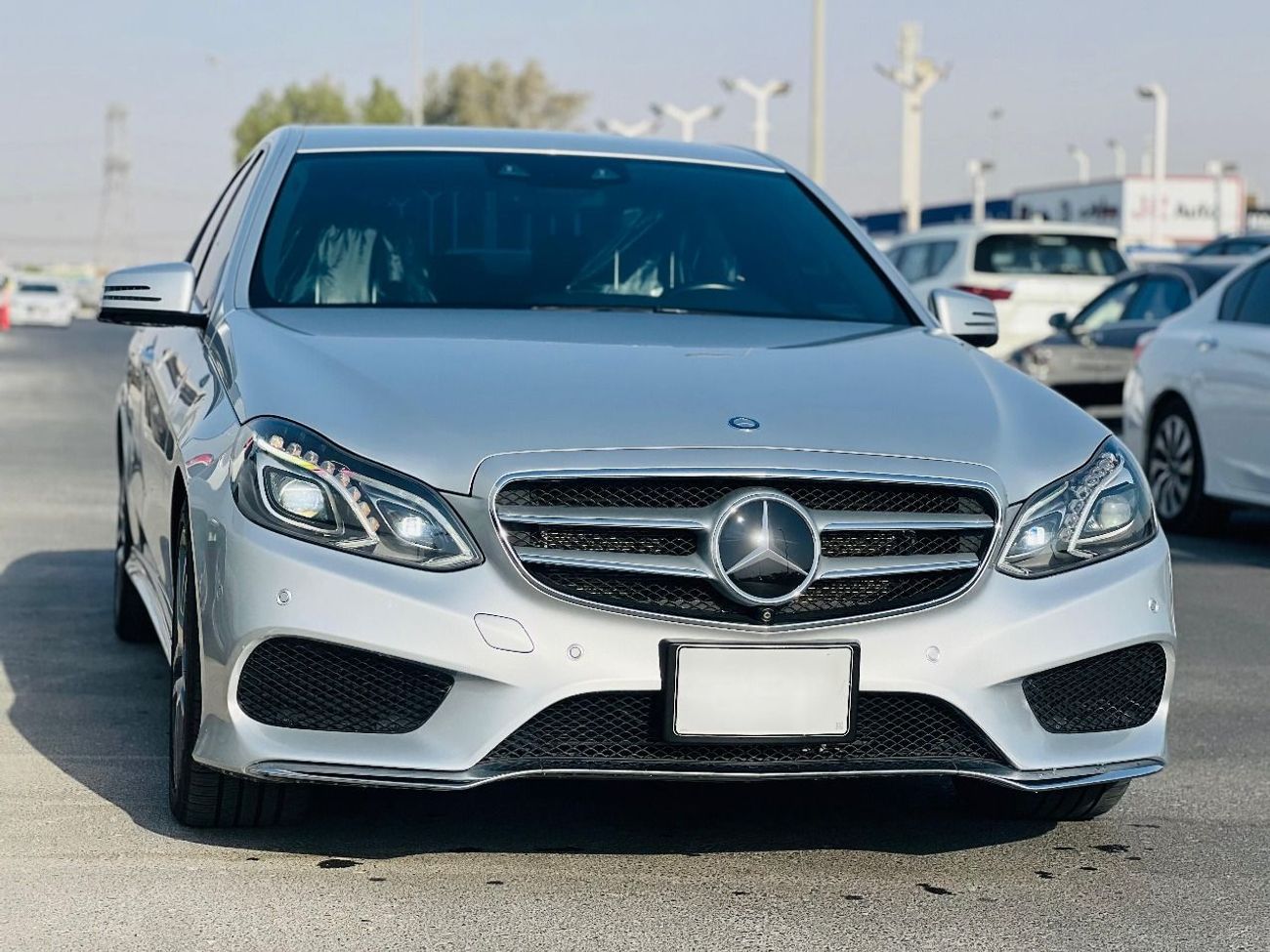 مرسيدس بنز E300 MERCEDES BENZ - E300 - CAR IS WITH NUMBER PLATE - MODEL 2016 - 107889KM