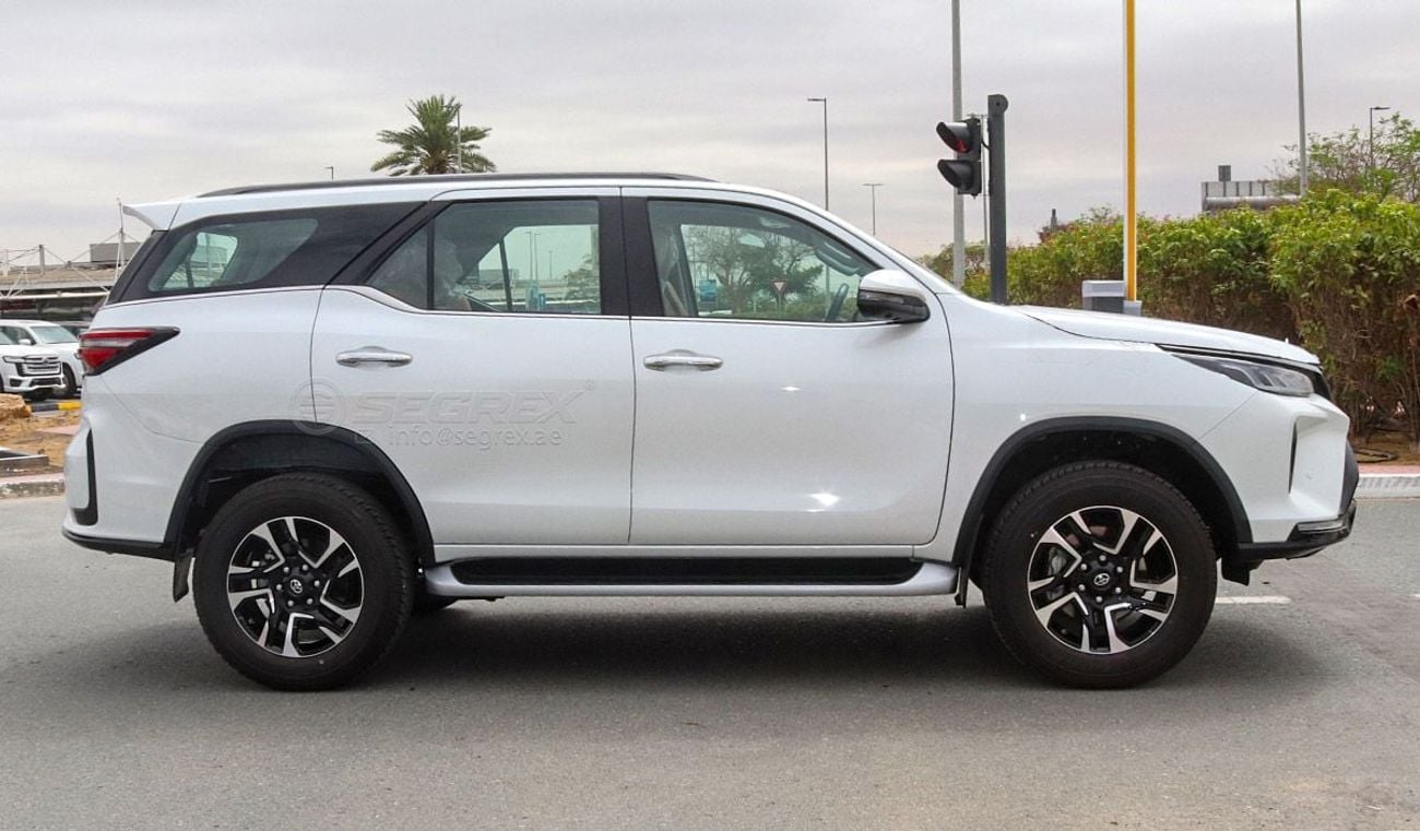 Toyota Fortuner 2025 Model Toyota Fortuner Legender, 4.0L Petrol 4WD 6A/T