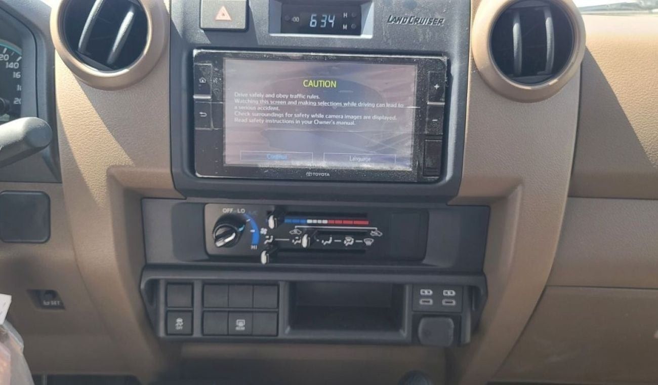 Toyota Land Cruiser 70 TOYOTA LC76 DIESEL 4.5L V8 TURBO MODEL YEAR 2024 COLOR WHITE