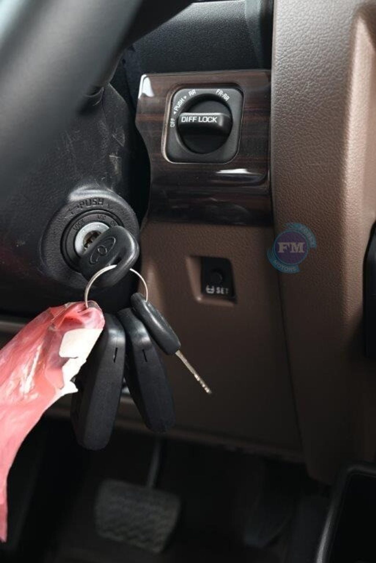 تويوتا لاند كروزر 70 71 SDLX 2.8L Diesel