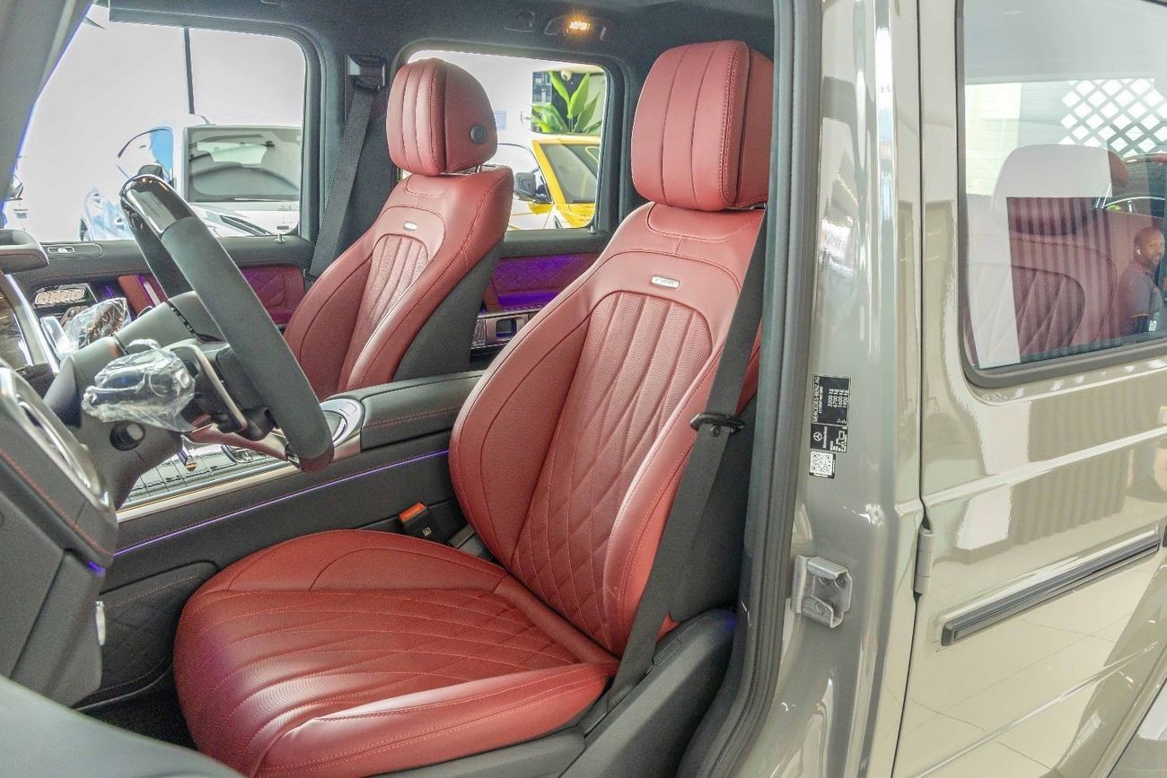 Mercedes-Benz G 63 AMG Mercedes-Benz G 63 AMG - Diamond Seats - Carbon Fiber - 2025 FaceLift