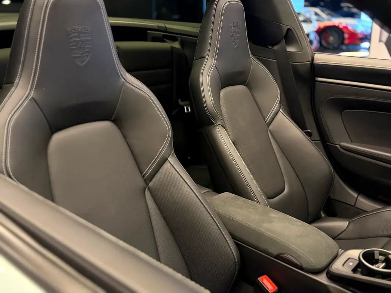 Porsche 911 911 TARGA 4 GTS BRAND GCC