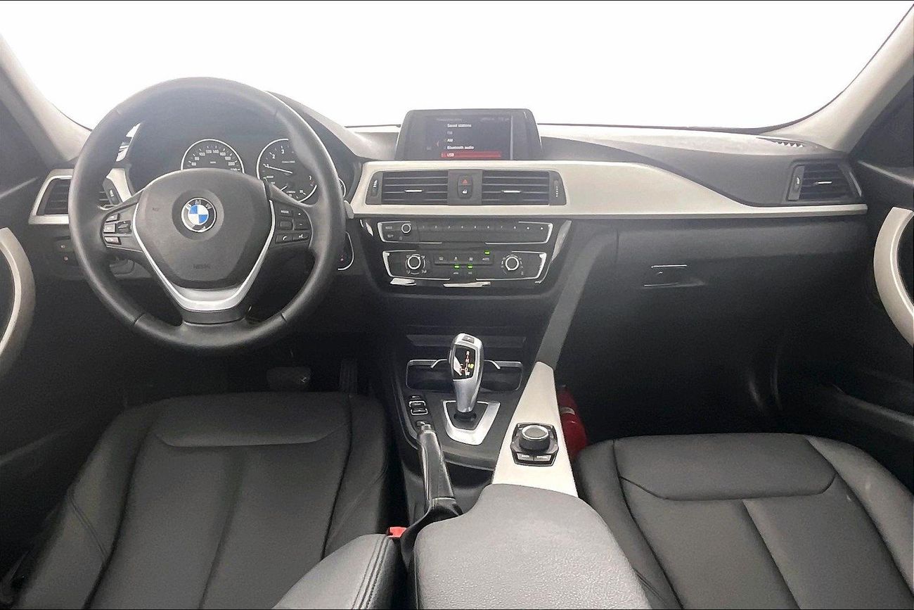 BMW 318i Standard | Guaranteed Warranty | 0 Down Payment