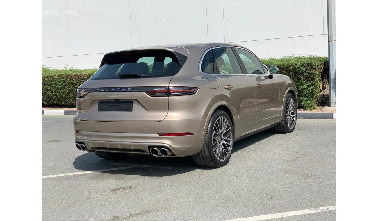 Porsche Cayenne S "Brand New"