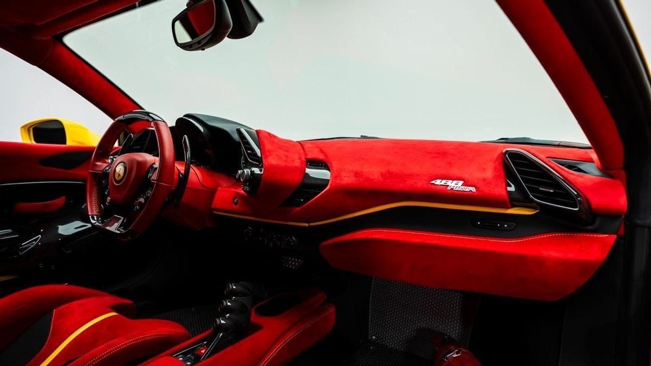 Ferrari 488 Pista - 2019 - GCC - Under Warranty and Service Contract