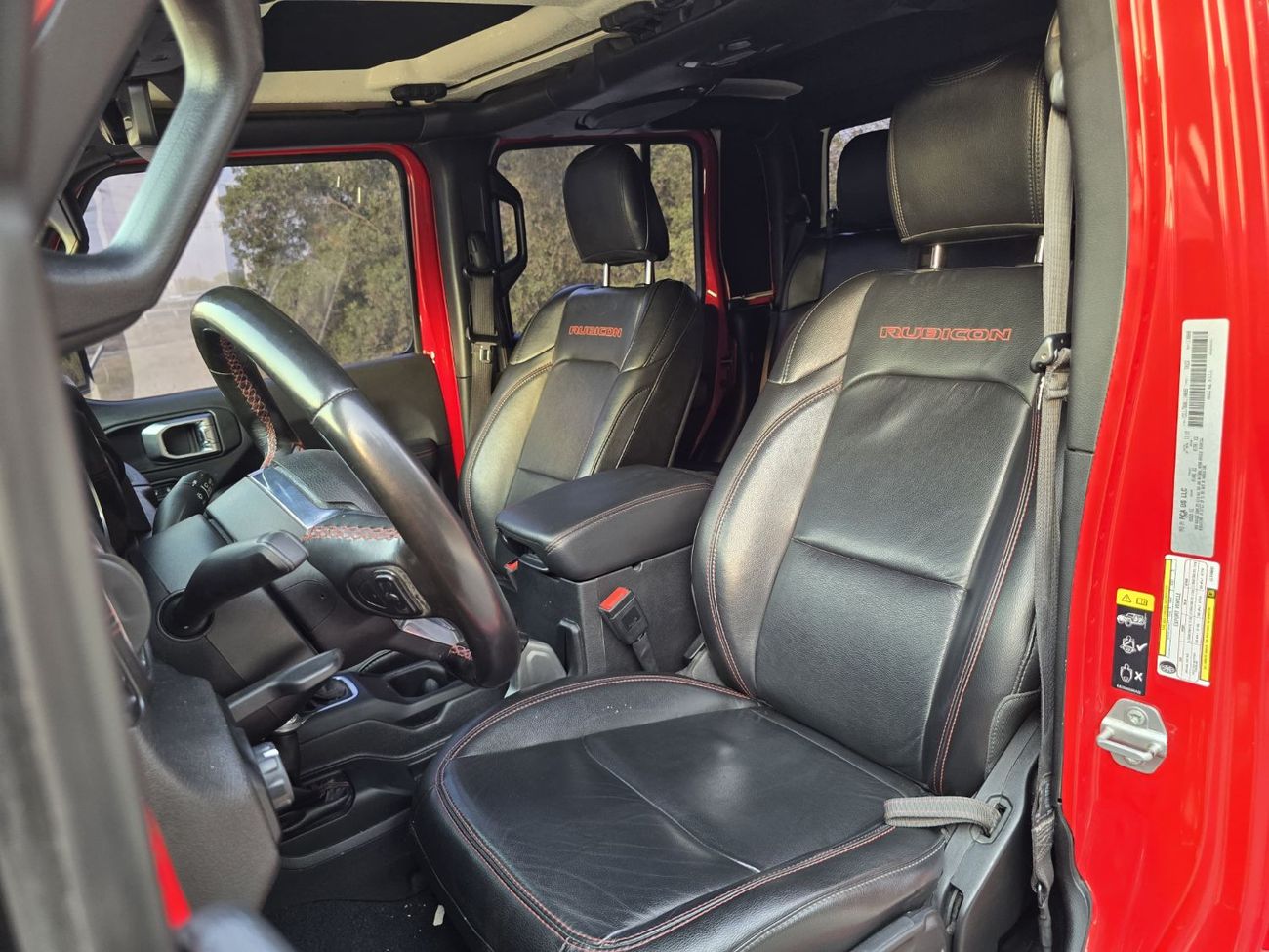 Jeep Gladiator GLADIATOR RUBICON 2020 GCC // ORGINAL PAINT // ACCIDENT FREE // PERFECTR CONDITION