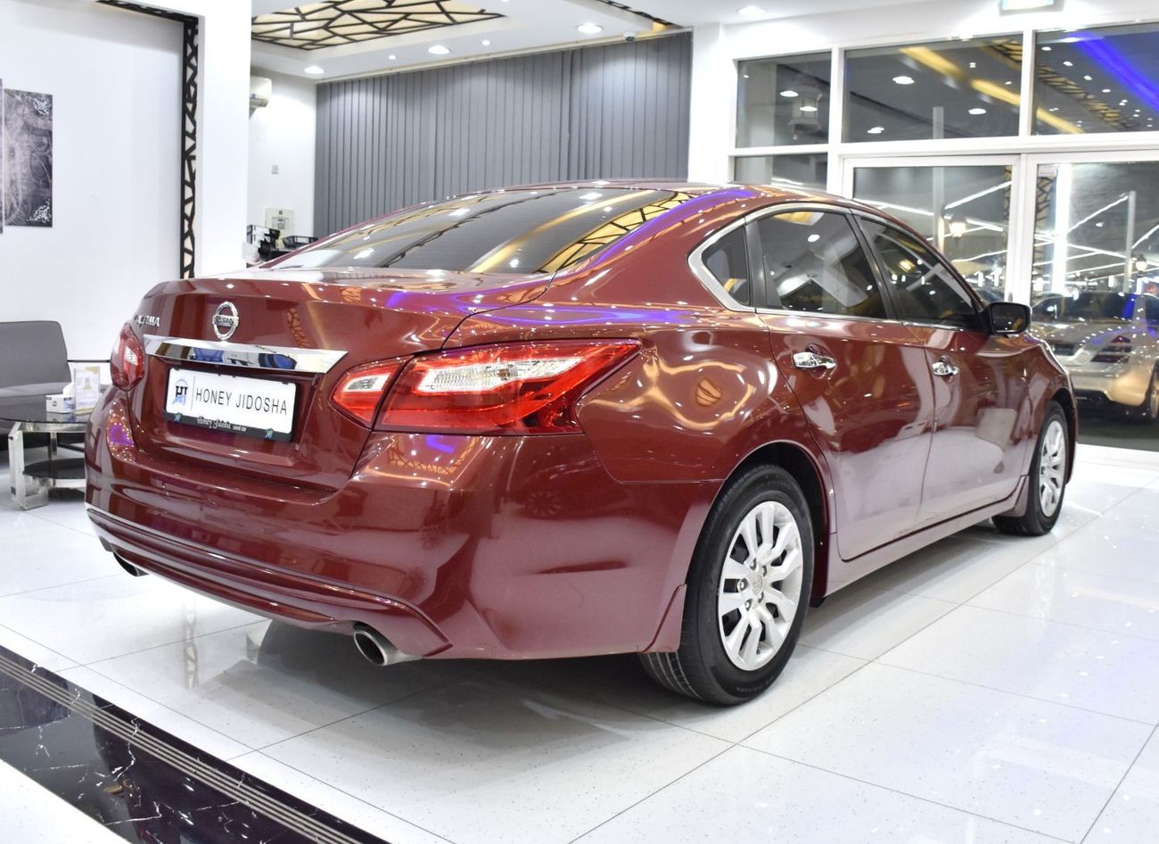 نيسان ألتيما EXCELLENT DEAL for our Nissan Altima ( 2017 Model ) in Red Color American Specs