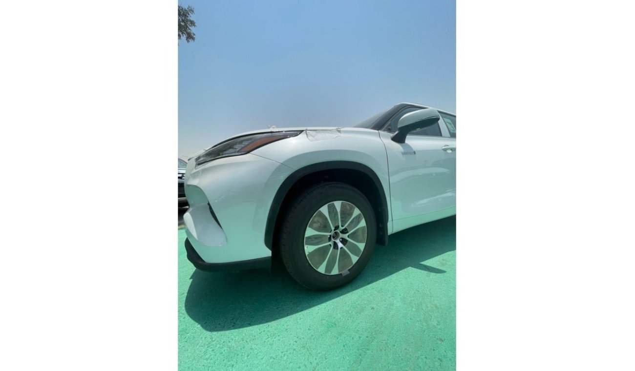 Toyota Highlander GLE 2.5 GLE //  MODEL 2023 - HYBRID