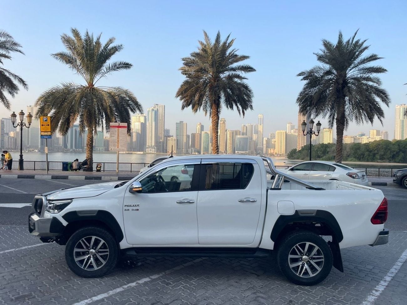 تويوتا هيلوكس DL S GLX 2.8L AWD A/T