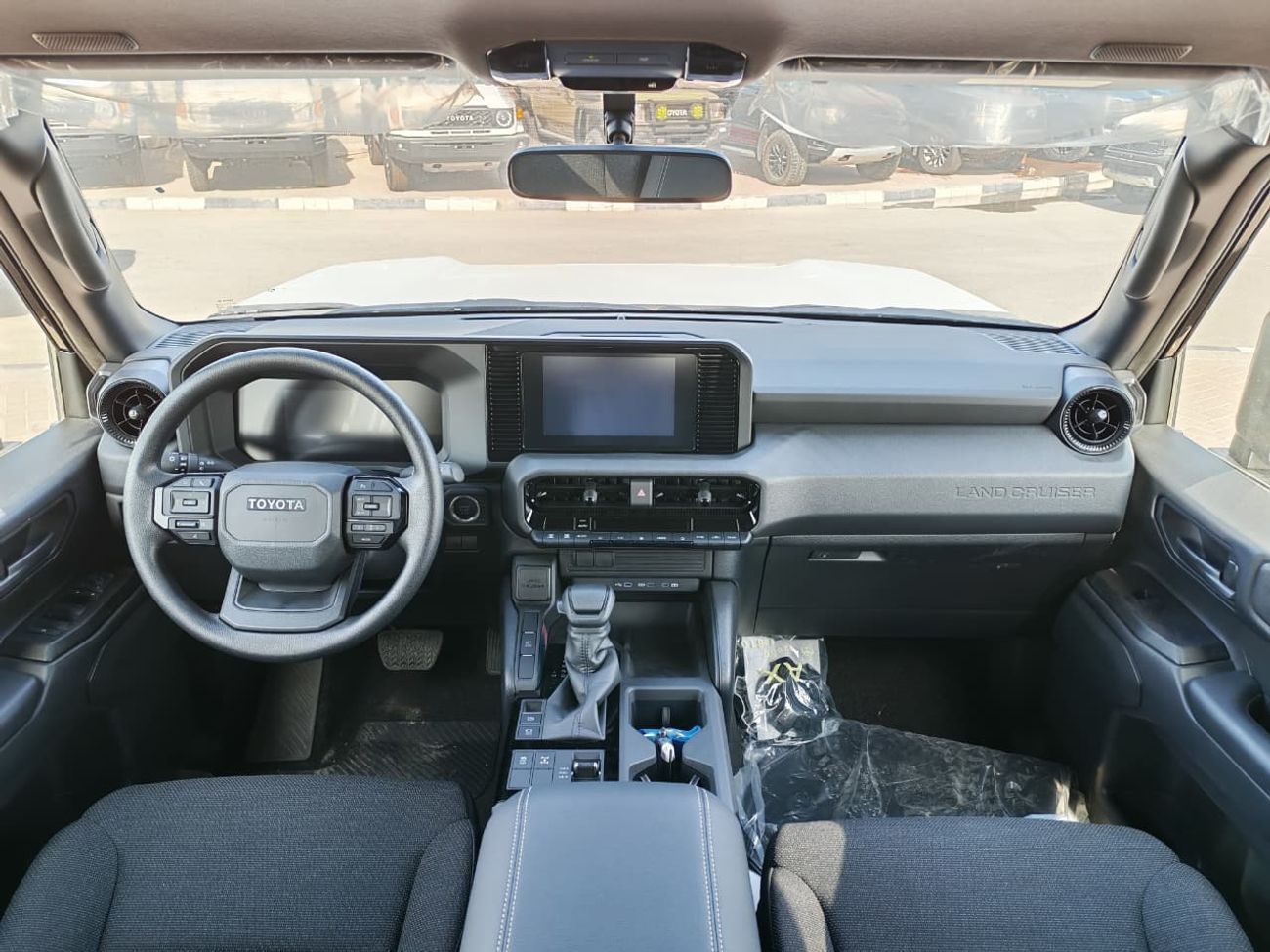 تويوتا برادو 2025 Toyota Prado Urban-E STD 7-Seater 2.4L 4-Cyl Turbo Petrol A/T 4WD Export Only