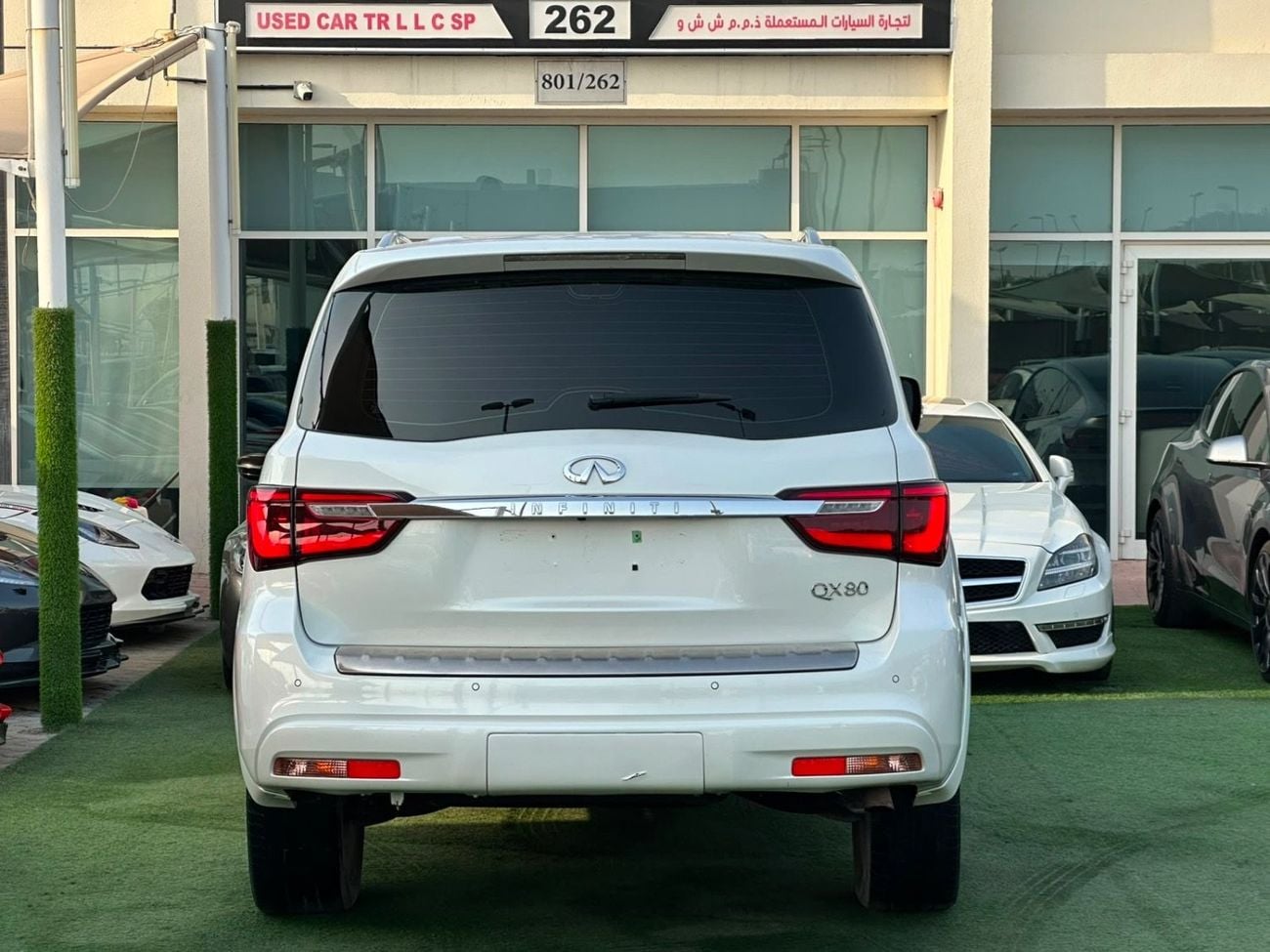 إنفينيتي QX80 LUXURY
