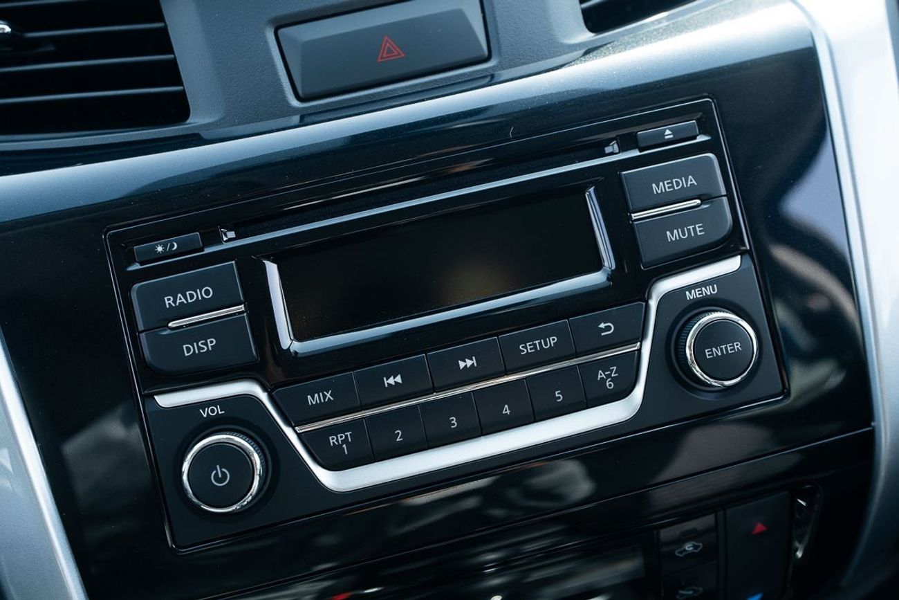 Nissan Navara Nissan Navara Manual Transmission 4x4