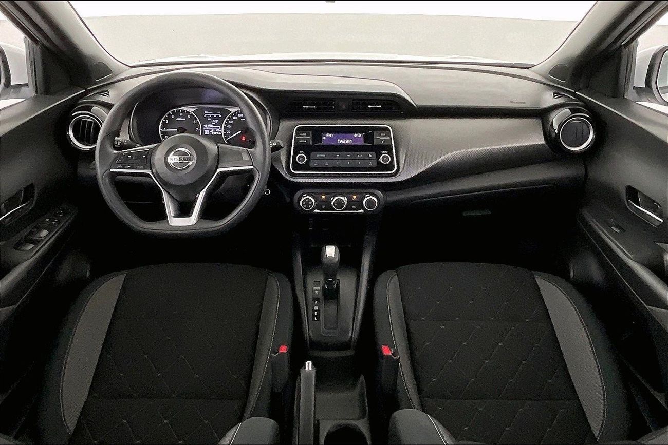 Nissan Kicks SV+NAV | 1 year free warranty | 0 Down Payment