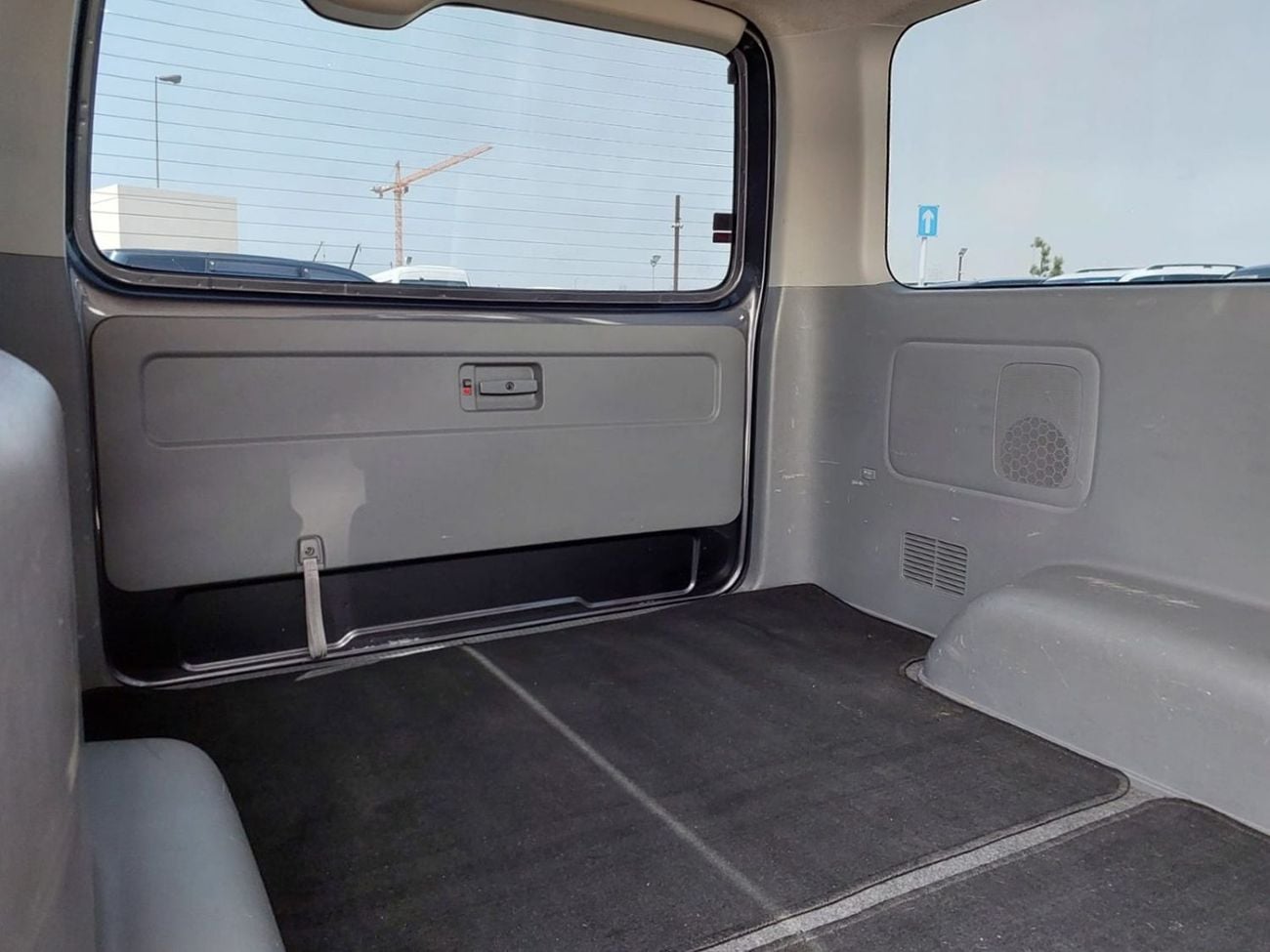 Toyota Hiace (RAMADAN OFFER) TOYOTA HIACE VAN RHD 2008 MODEL 2.0 L PETROL AUTOMATIC(PM76438)