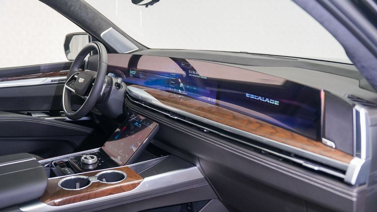 Cadillac Escalade Sport Platinum 6.2L AWD | AED 9,082 PM | Warranty - Service  December 2030 | GCC