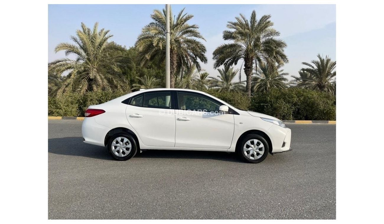 تويوتا يارس TOYOTA Yaris Model 2021 Gcc full automatic Excellent Condition