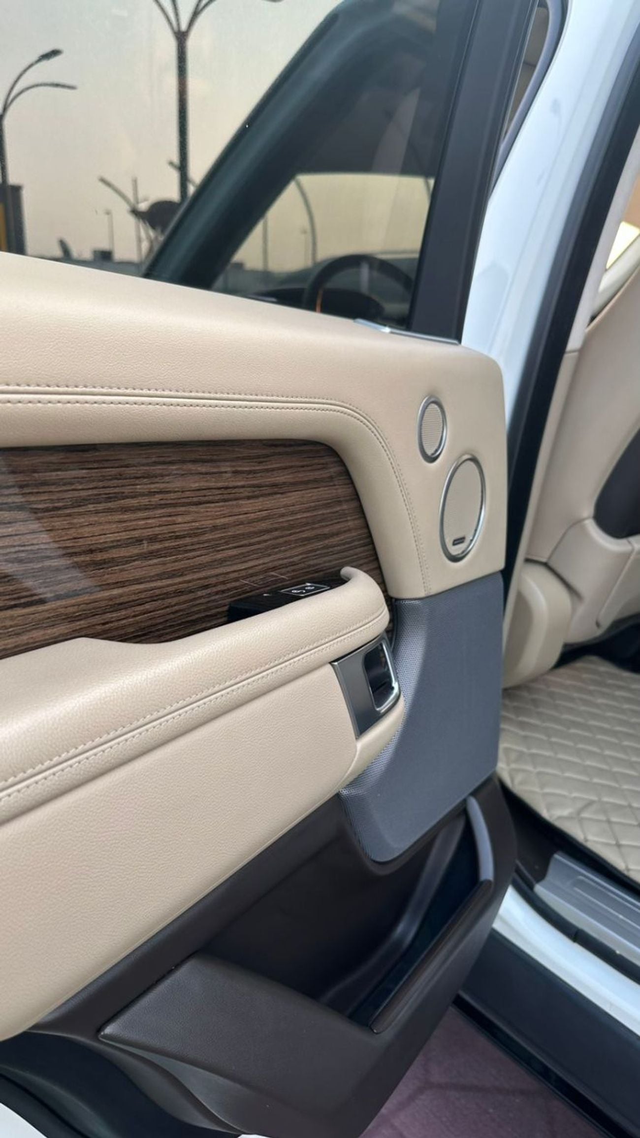 Land Rover Range Rover HSE 3.0L (380 HP)