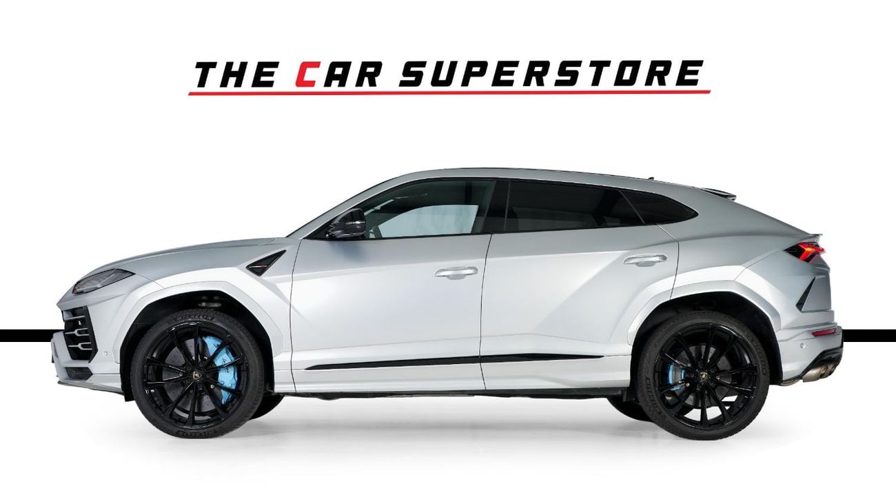 Lamborghini Urus STD Exclusive Leather With Orange Stitching-Black Exterior Pack-23 Inch Black Rims