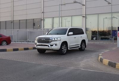 تويوتا لاند كروزر GXR 4.6L