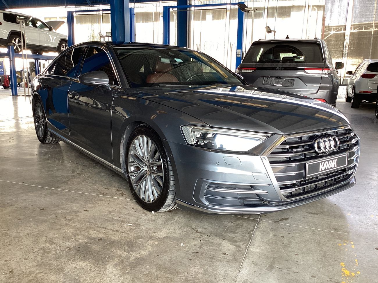 أودي A8 L 55 TFSI quattro Business Edition | National Day Celebration | شامل الضمان | 0 ﺪﻔﻋﺓ ﺃﻮﻟﻯ