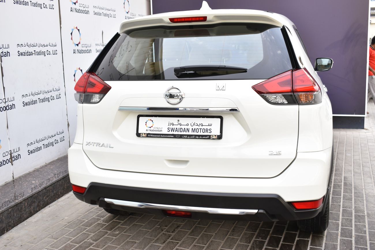Nissan XTrail AED 1239 PM | 2.5L S 2WD GCC DEALER WARRANTY