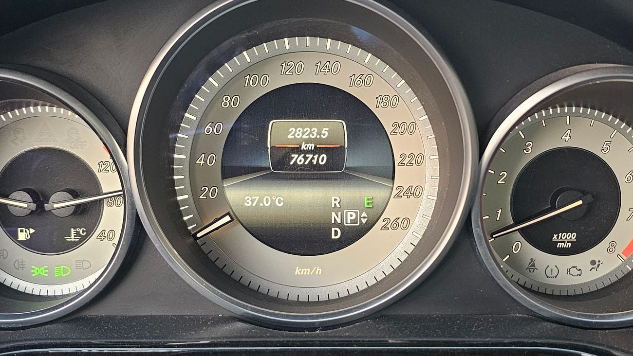 مرسيدس بنز E300