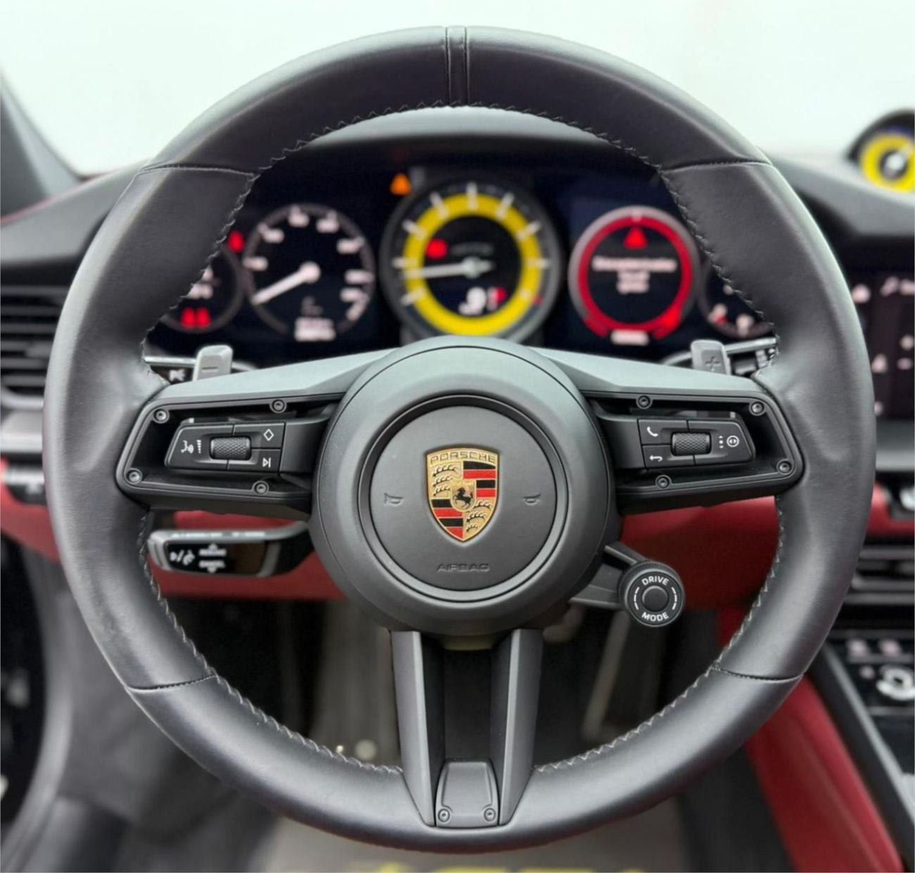 بورش 911 CARRERA 4GTS