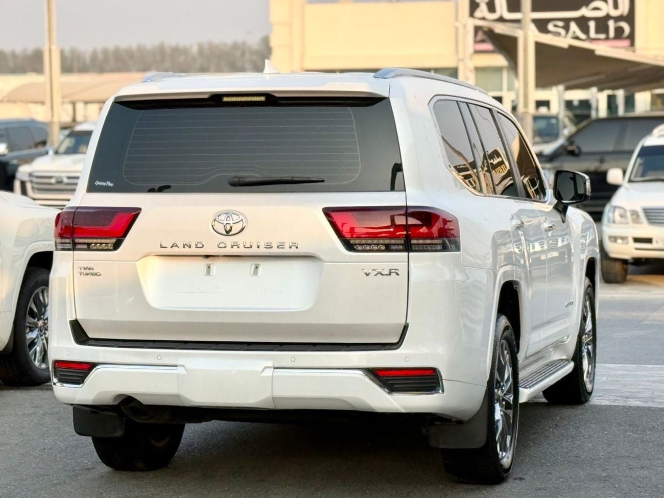 Toyota Land Cruiser VXR Toyota Landcruiser VXR Model 2024 Twin Turbo White Inside Red Interior Full Option petrol