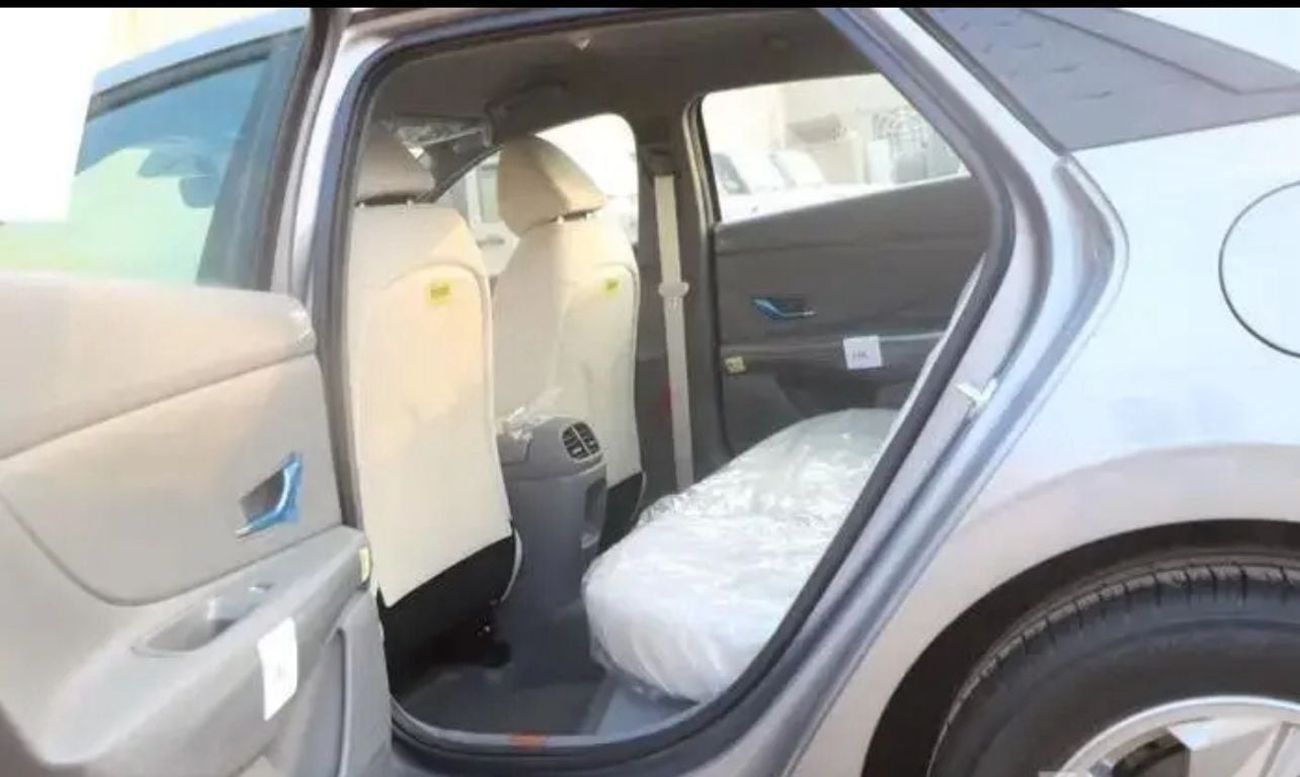 هيونداي إلانترا 1.6L PETROL 2024 GCC