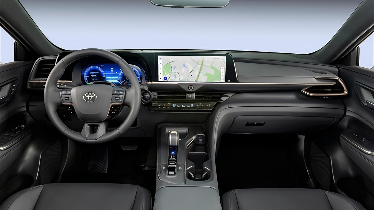 Toyota Crown interior - Cockpit