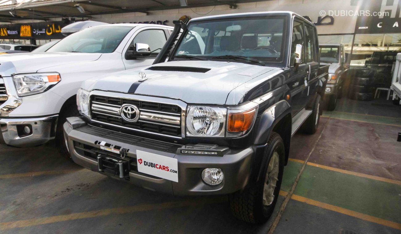 Toyota Land Cruiser Pick Up V8 Limited 4.5L Diesel 4WD