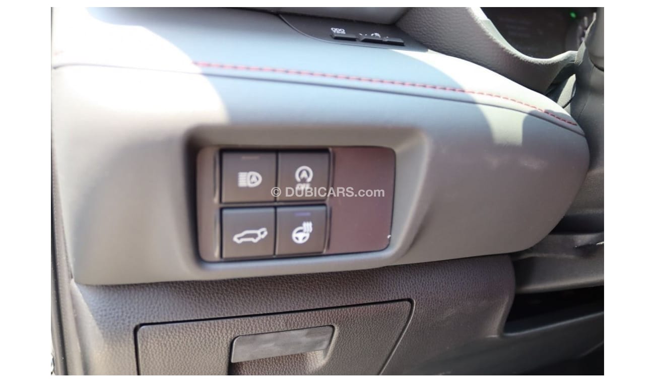 Toyota Highlander 2023 TOYOTA HIGHLANDER 2.4T AWD *WINTER PACKAGE*