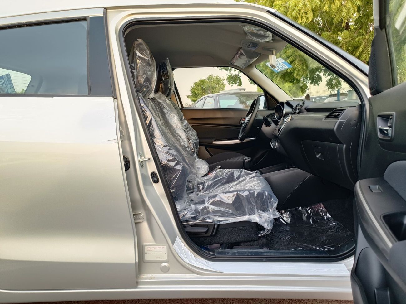 Suzuki Swift GLX, 1.2L PETROL / SPECIAL PROMOTION/CODE#SGLXM