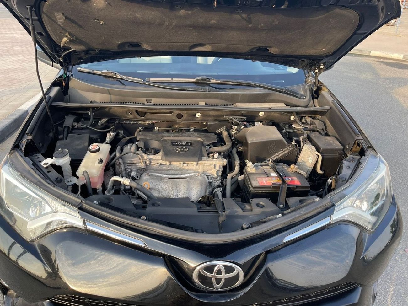 Used Toyota RAV 4 VX Rav4 2017 4x4 very good car 2017 for sale in Dubai