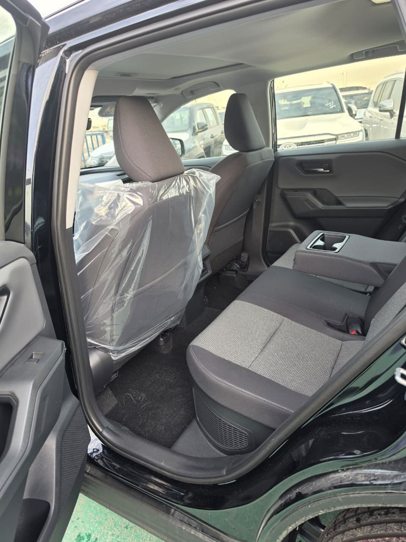 تويوتا راف ٤ Toyota RAV4 AXAL64 Hybrid 2026 – هايبرد | دفع رباعي | 2.5 لتر