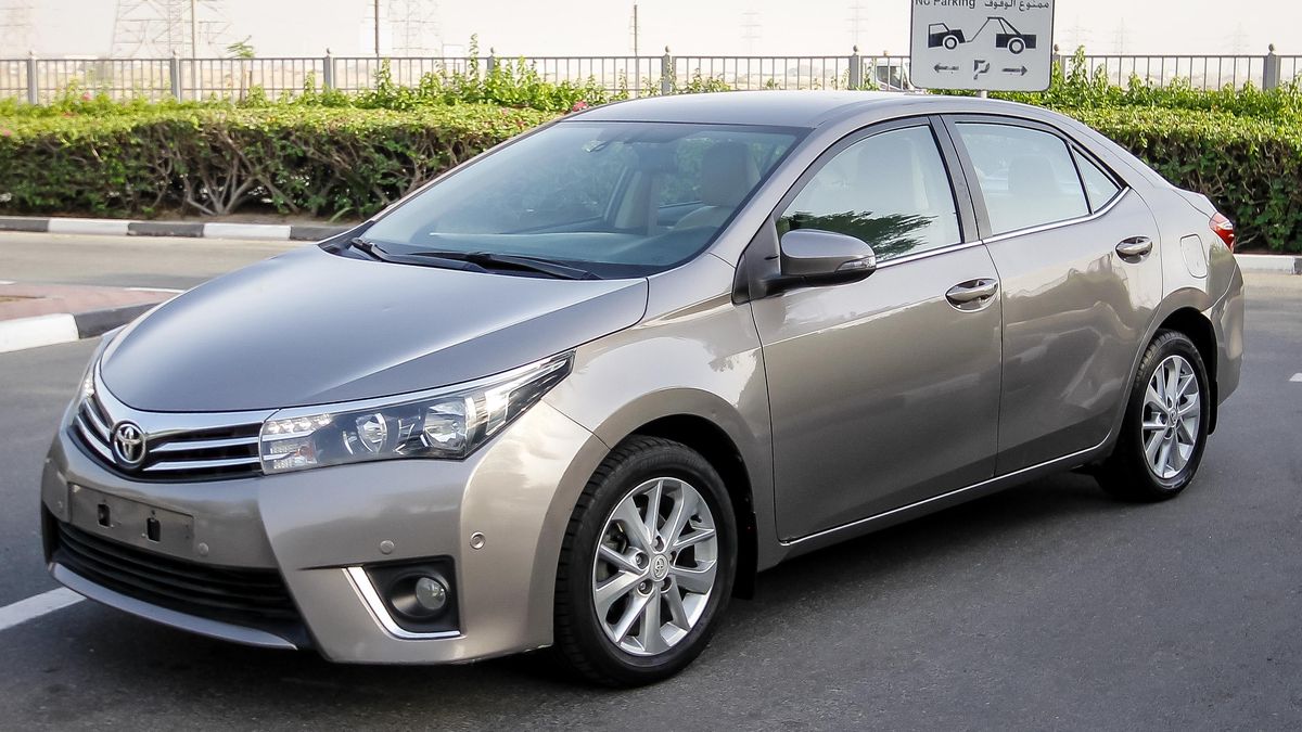 Toyota Corolla For Sale Grey Silver 2014
