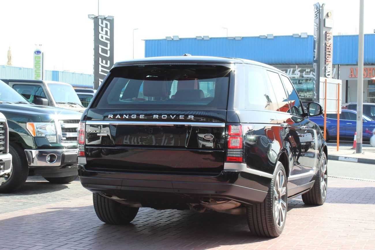 Land Rover Range Rover GCC MINT IN CONDITION