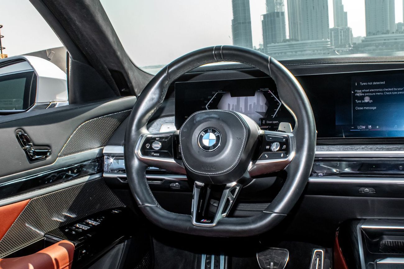 BMW 740Li 740M 2023 FULL OPTION